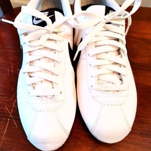 Nike Cortez Size 9.5 white and black